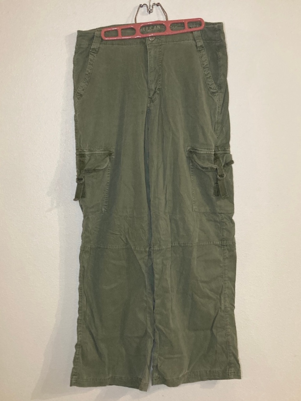 American eagle outfitters high rise side pocket cargo straight leg pants